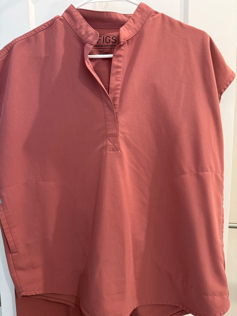 Figs Technical Collection Top in Dusty Rose